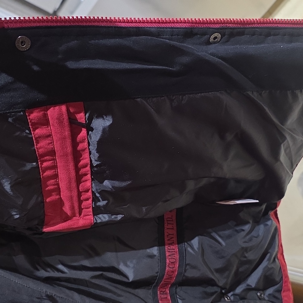 Womans Outback Puffer Jacket - Picture 2 of 8